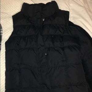 Black puffer vest